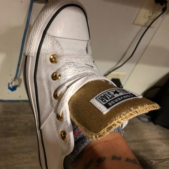 Gold and white converse - Picture 3 of 6
